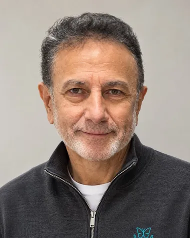 Prof Mohsen Pourghasem, co-founder and director of Janan Care